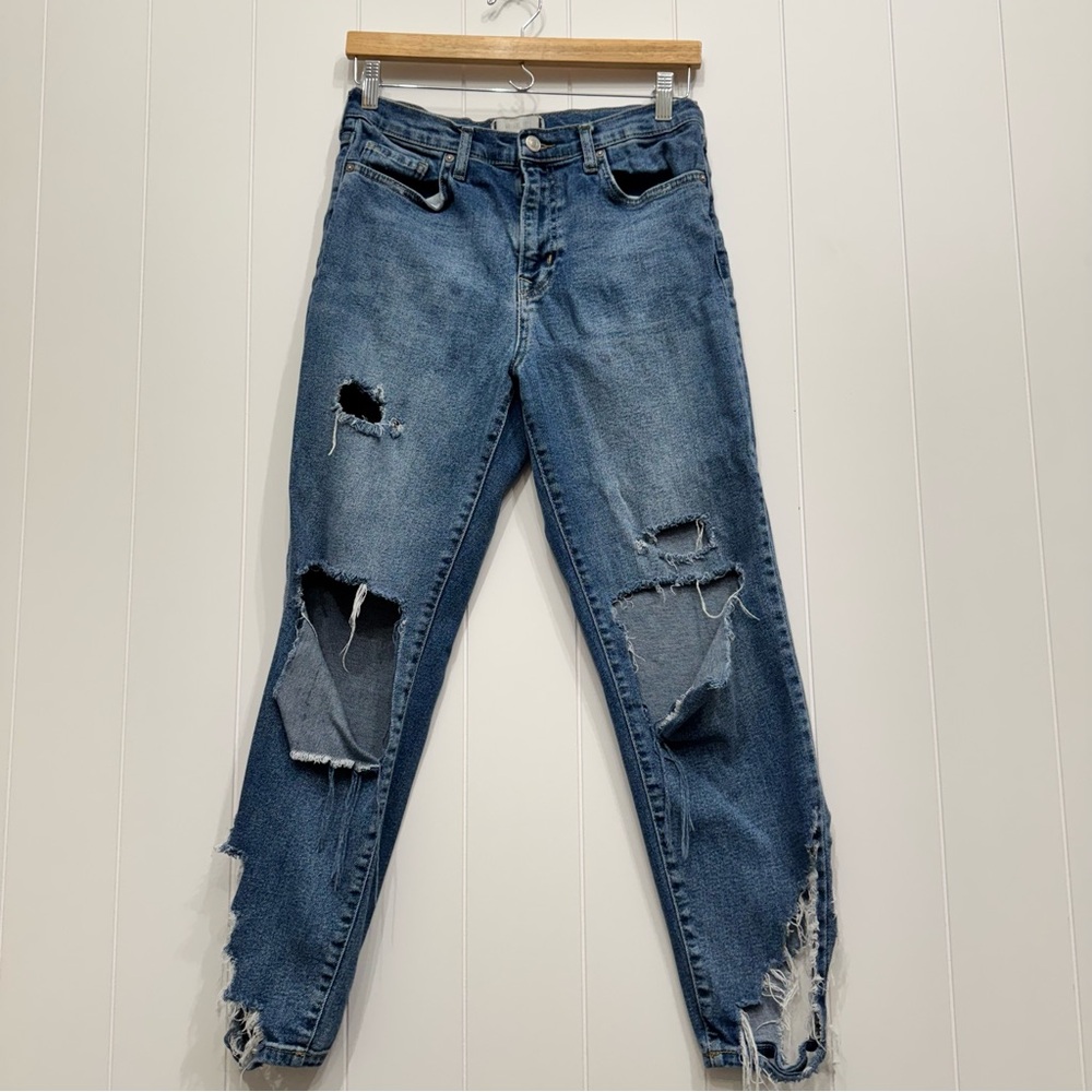 Free People We The Free Ripped Mid Rise Straight Leg Ankle Denim Jeans Size 28